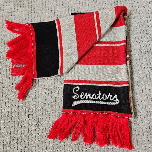 Ottawa Senators Scarf One Size CCM Red Black Striped Knit Fringe NHL Hockey NWOT - Picture 1 of 7